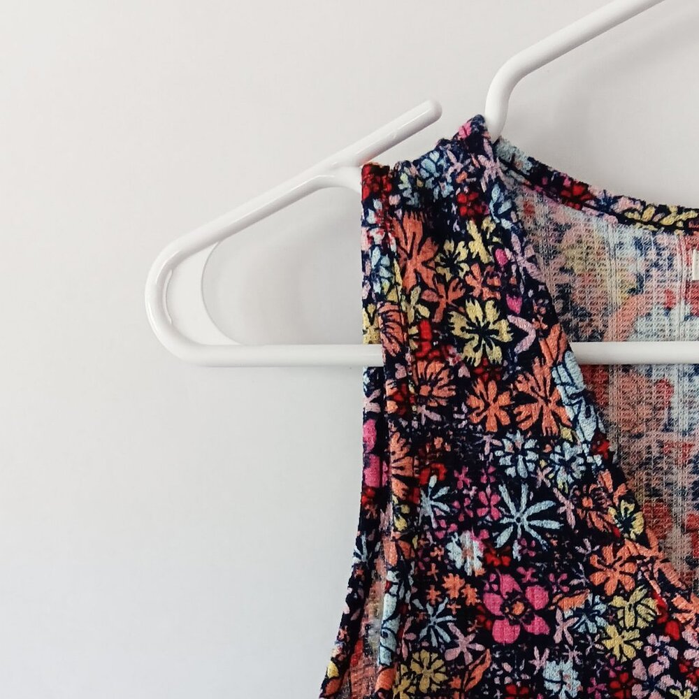 MAURICES Navy Multicolored Floral Tank Top Size XS - Picture 4 of 9
